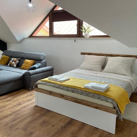 Apartament Rynek 13 Z Parkingiem - Centrum Bochni Bochnia Kültér fotó