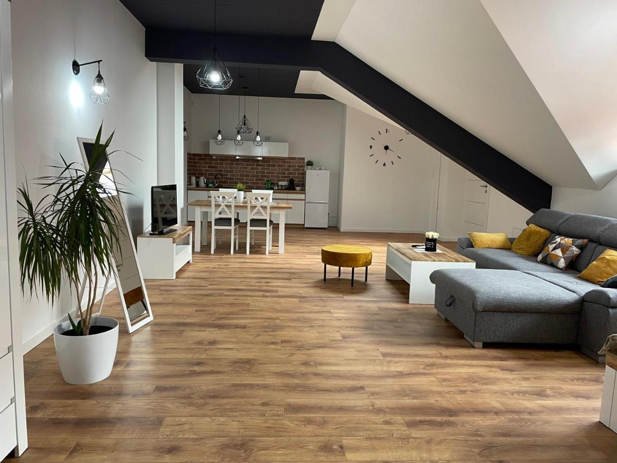 Apartament Rynek 13 Z Parkingiem - Centrum Bochni Bochnia Kültér fotó