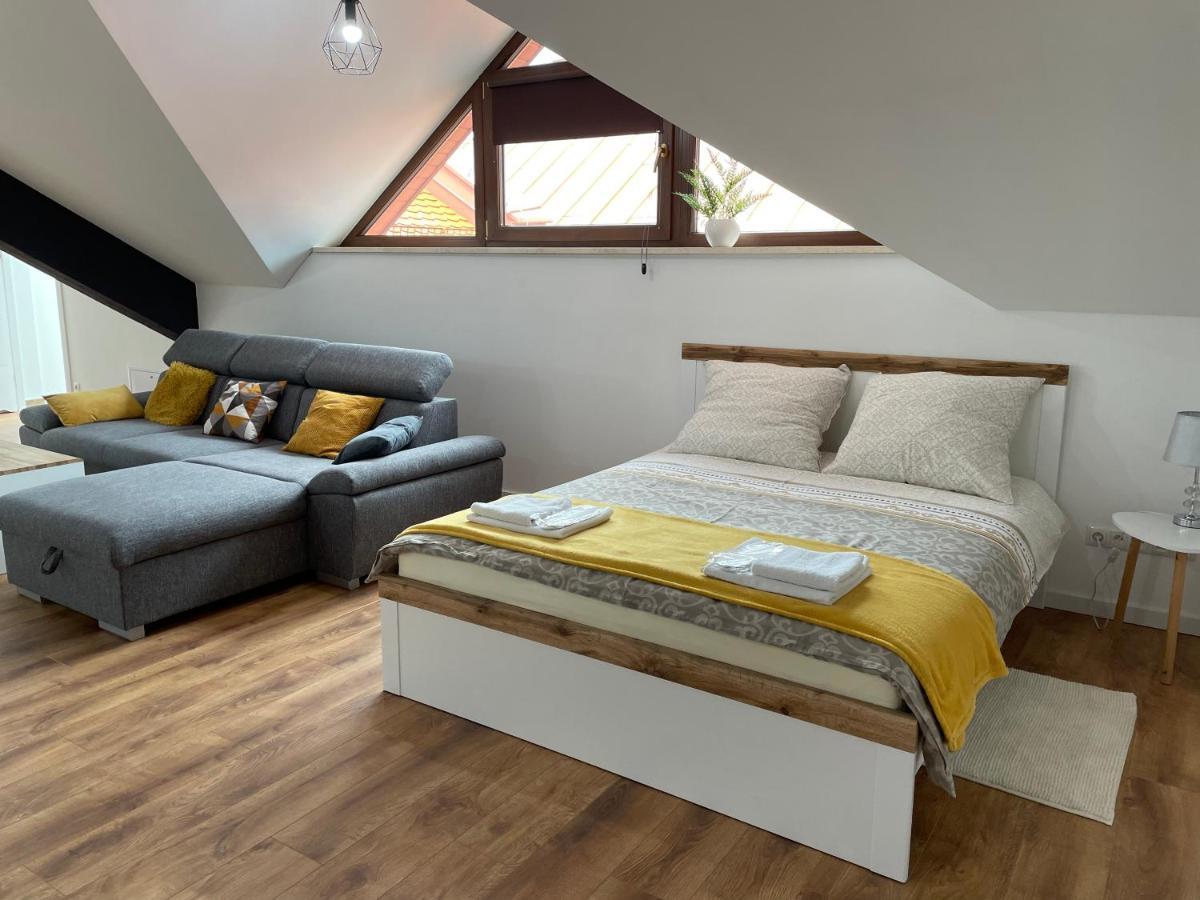 Apartament Rynek 13 Z Parkingiem - Centrum Bochni Bochnia Kültér fotó