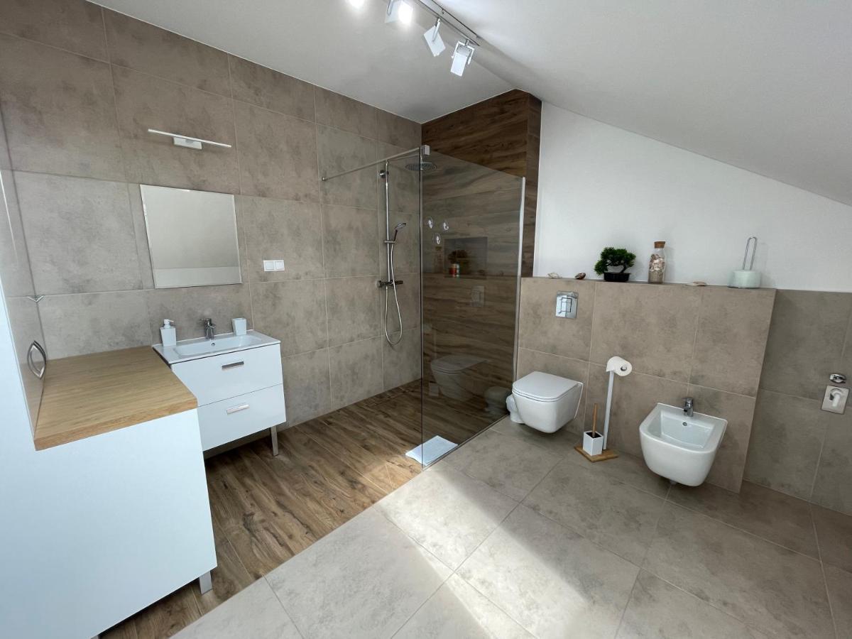 Apartament Rynek 13 Z Parkingiem - Centrum Bochni Bochnia Kültér fotó