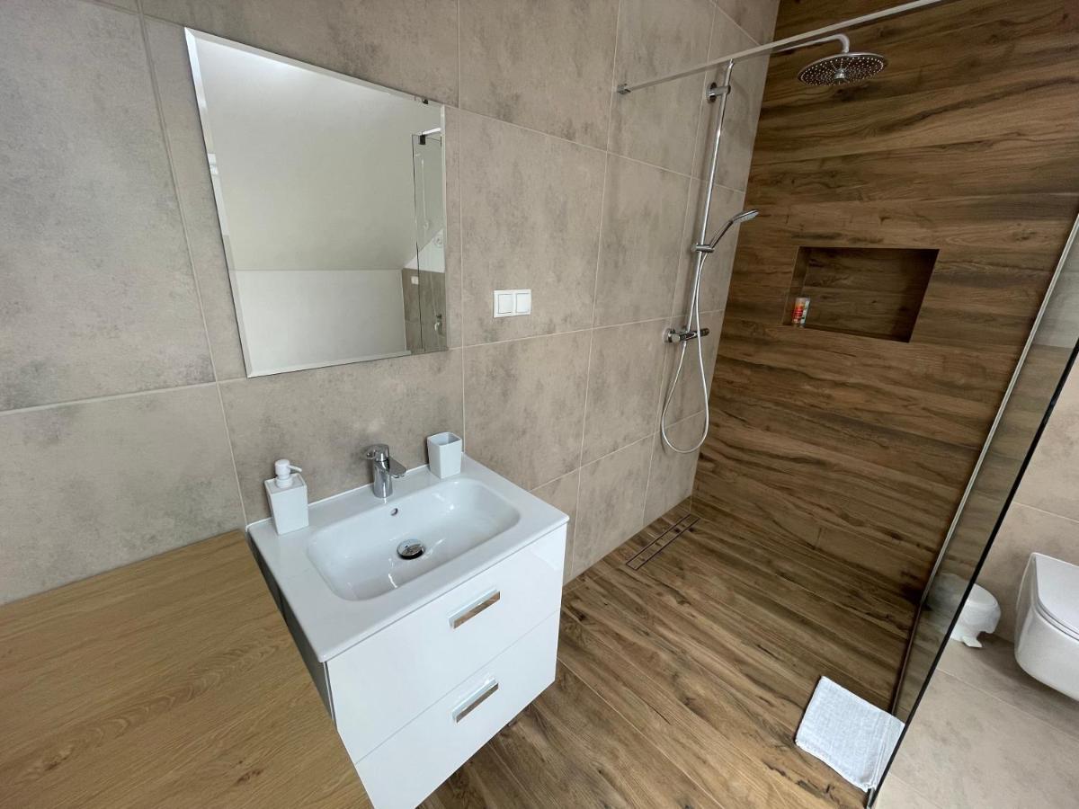 Apartament Rynek 13 Z Parkingiem - Centrum Bochni Bochnia Kültér fotó